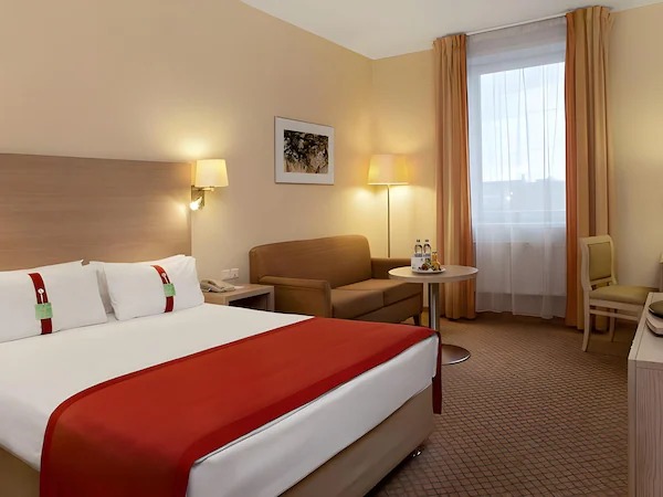 هتل لسنایا مسکو